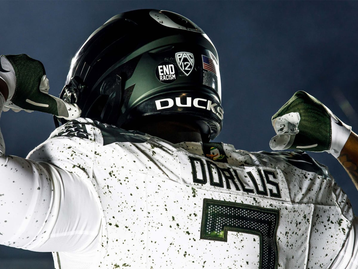 look oregon ducks football announces uniform combination for pac 12 championship game vs utah utes sports illustrated oregon ducks news analysis and more