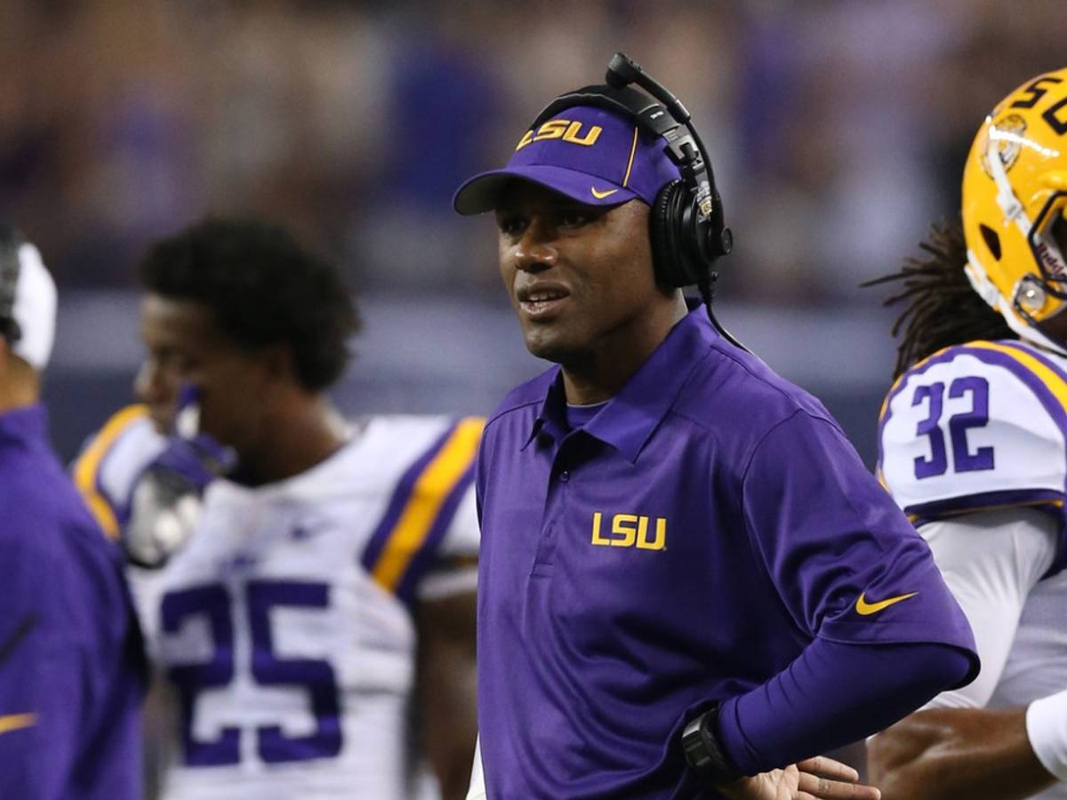 Report: Florida Gators Expected to Hire Corey Raymond as AHC/CB Coach -  Sports Illustrated Florida Gators News, Analysis and More
