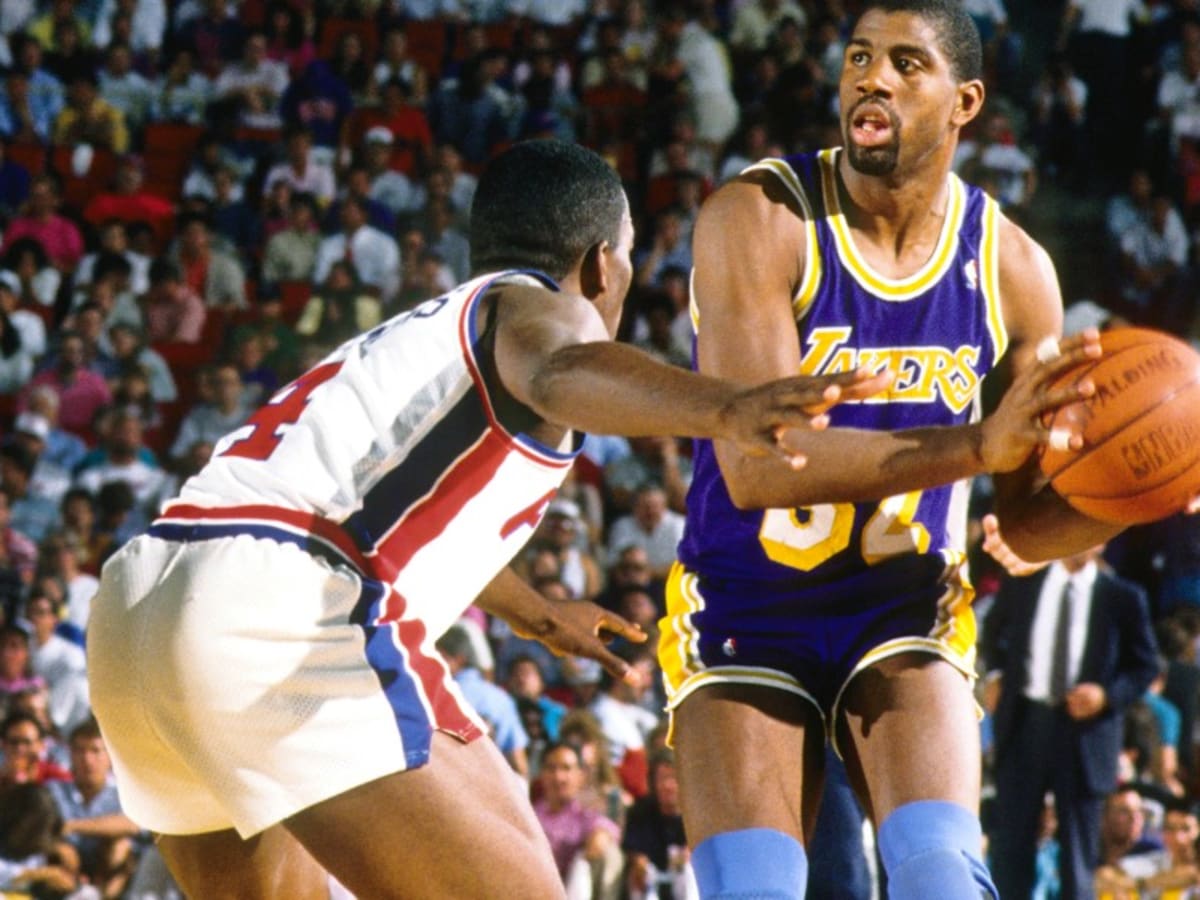 showtime lakers shorts