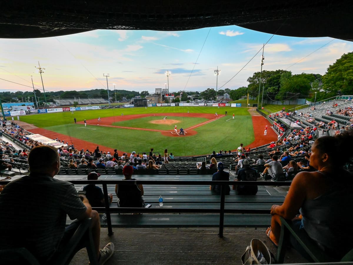 Watch Chattanooga Lookouts at Tennessee Smokies Stream MiLB live - How to Watch and Stream Major League and College Sports