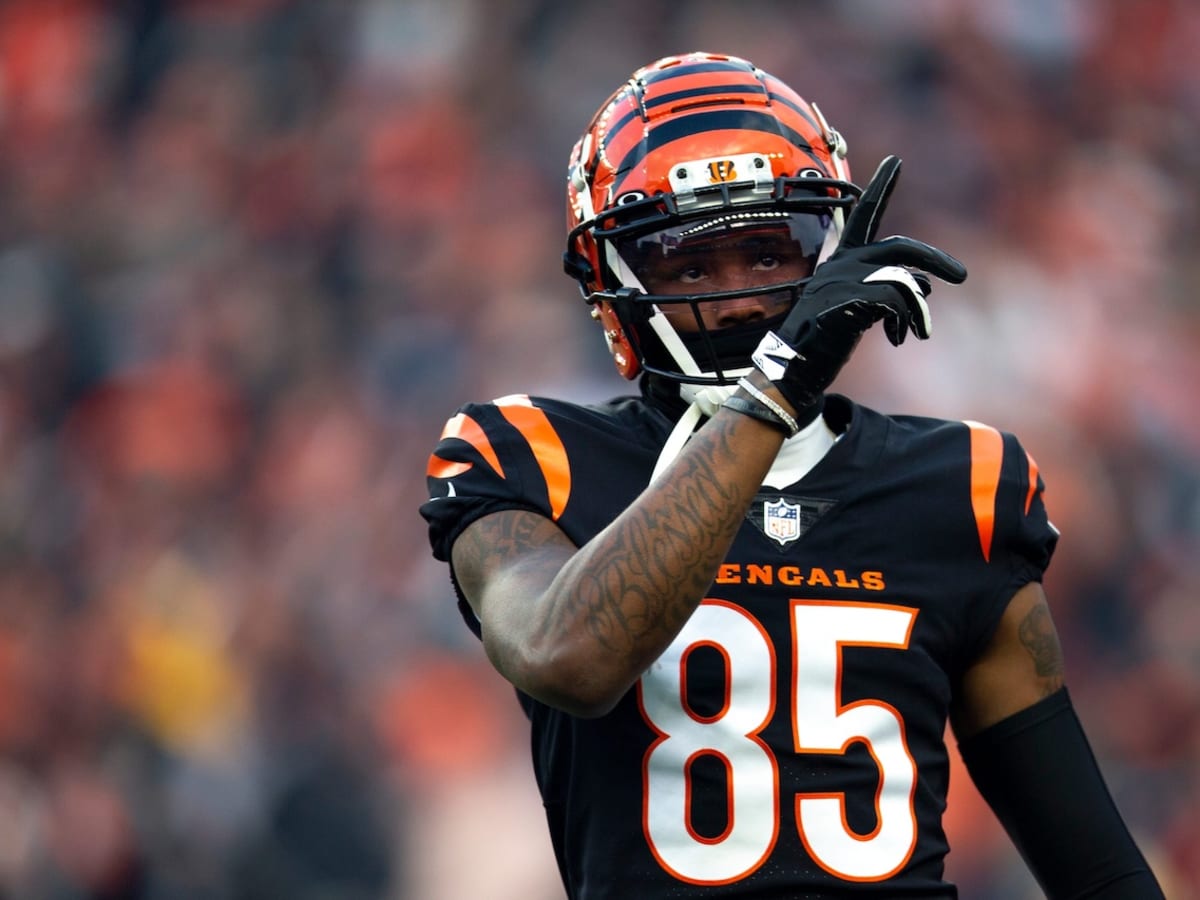 How Cincinnati Bengals Tee Higgins Made it to Super Bowl LVI in Photos -  Sports Illustrated Clemson Tigers News, Analysis and More