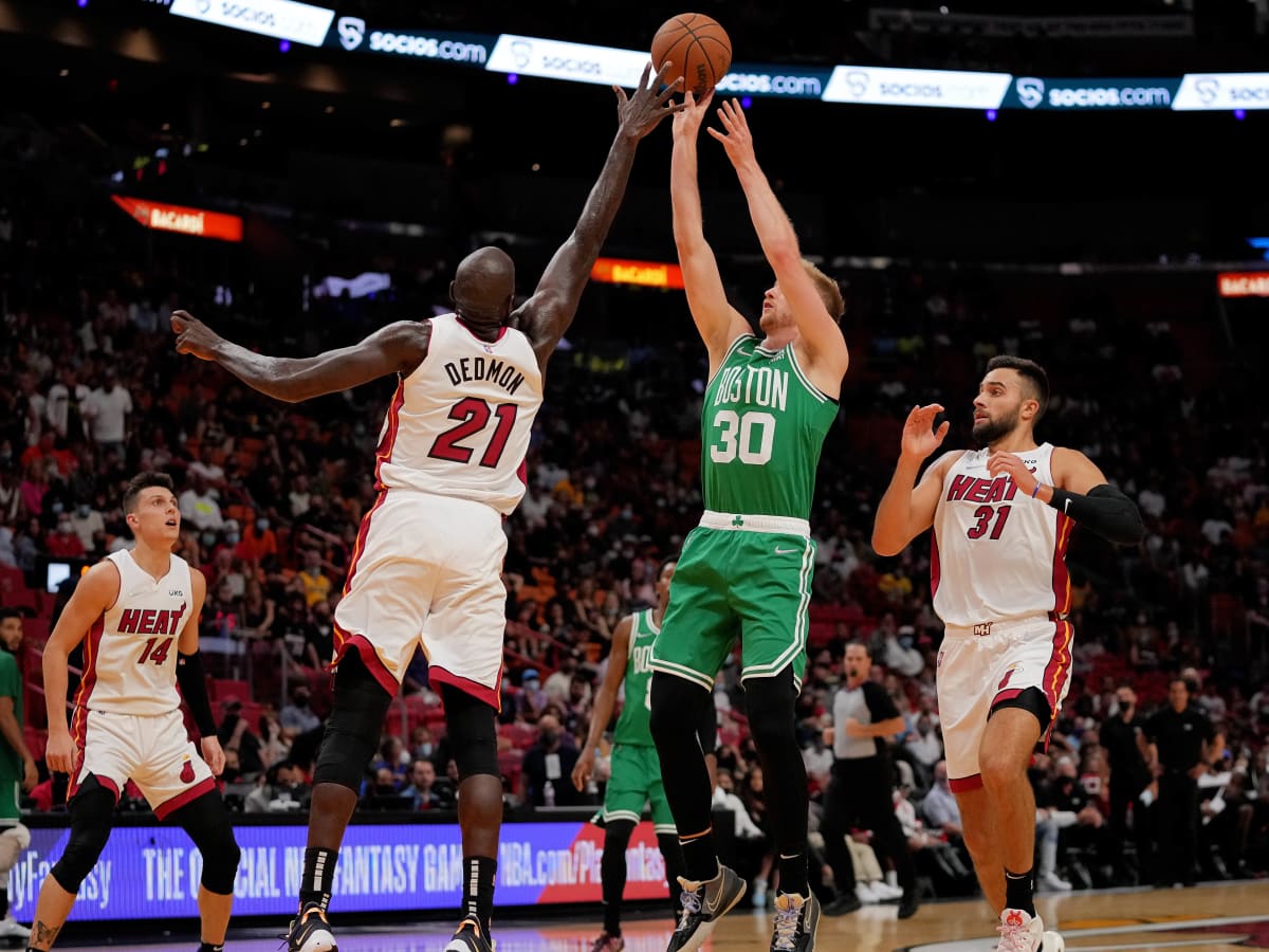 Celtics Sign Sam Hauser, Luke Kornet to Standard Contracts, Can