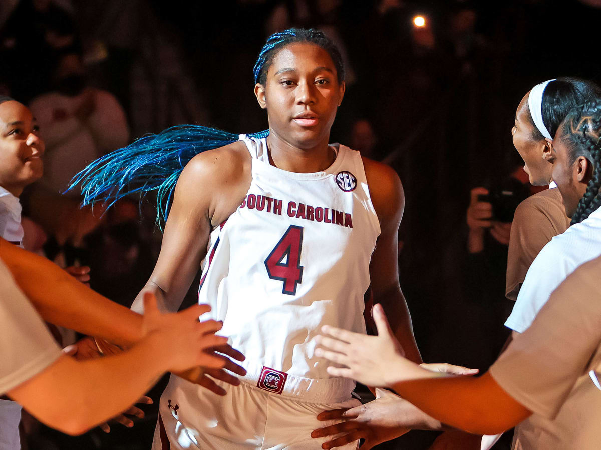 College basketball: South Carolina remains unbeaten despite