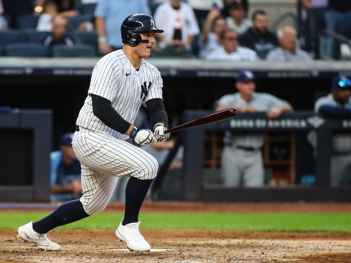 New York Yankees Re-Sign 1B Anthony Rizzo to Two-Year Deal