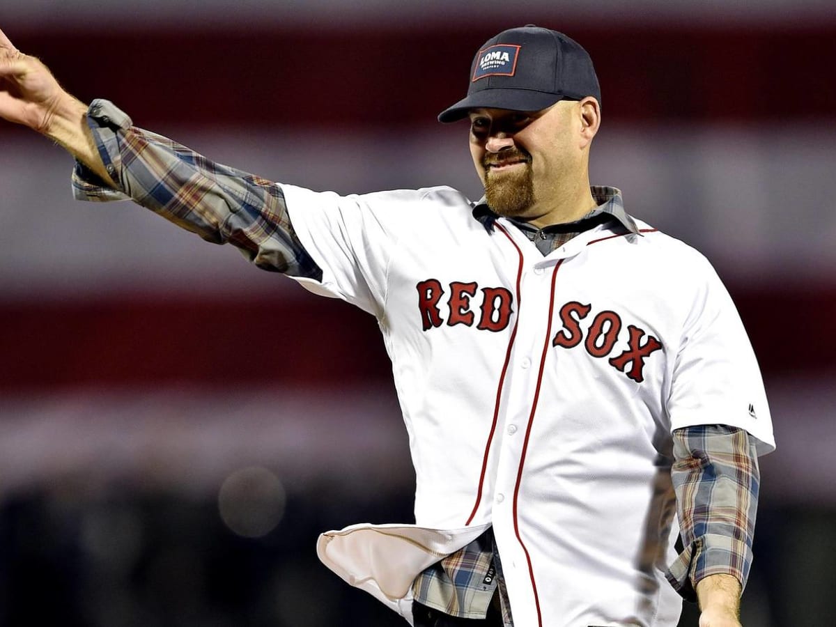 Report: Kevin Youkilis Set to Tie Knot with Tom Brady's Sister