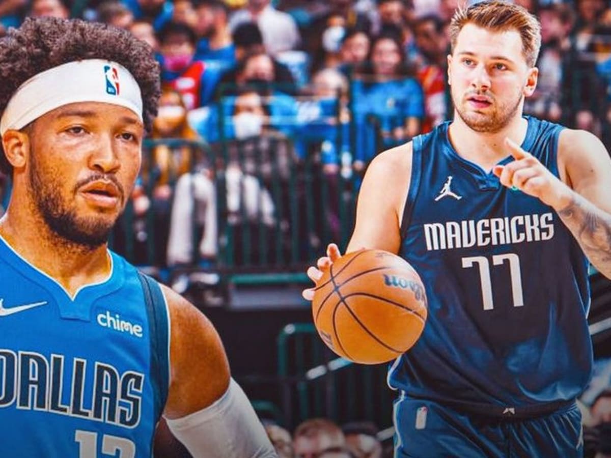 Bally Sports on X: Giants fans aren't going to like this 😬 New York  Knicks PG Jalen Brunson is wearing a Jalen Hurts jersey ahead of this  Saturday's Eagles-Giants NFC playoff matchup