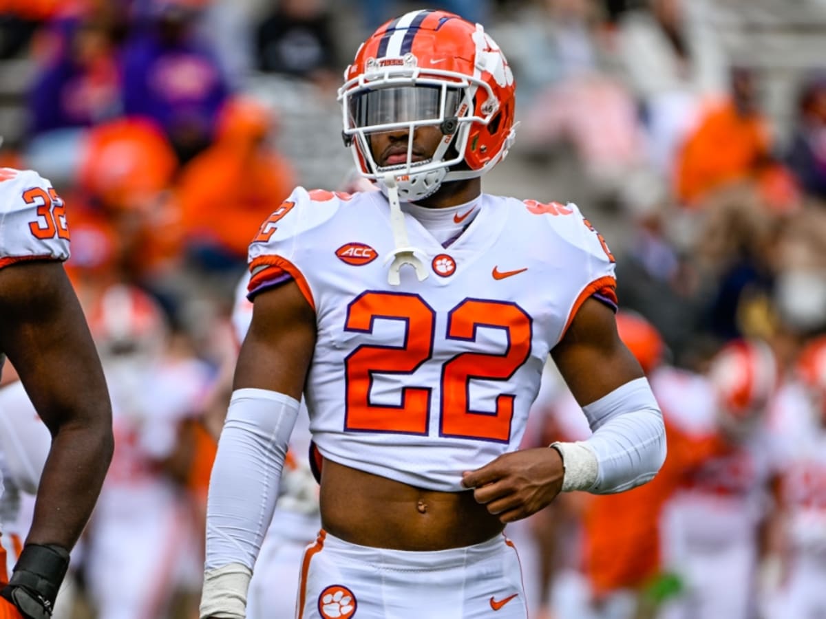 NFL Draft Profile: Trenton Simpson, Linebacker, Clemson Tigers - Visit NFL  Draft on Sports Illustrated, the latest news coverage, with rankings for NFL  Draft prospects, College Football, Dynasty and Devy Fantasy Football.