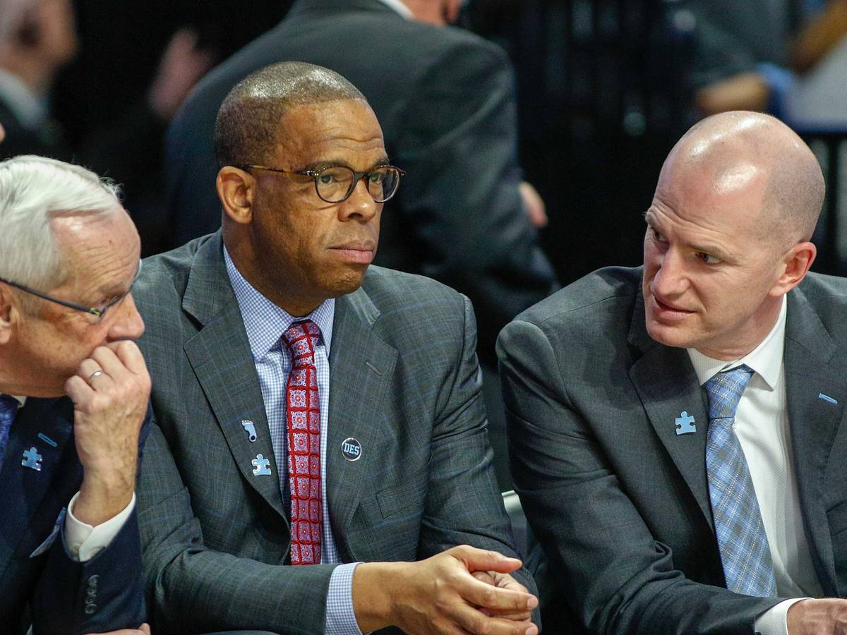 Hubert Davis hires former North Carolina players Sean May, Jeff Lebo -  Sports Illustrated