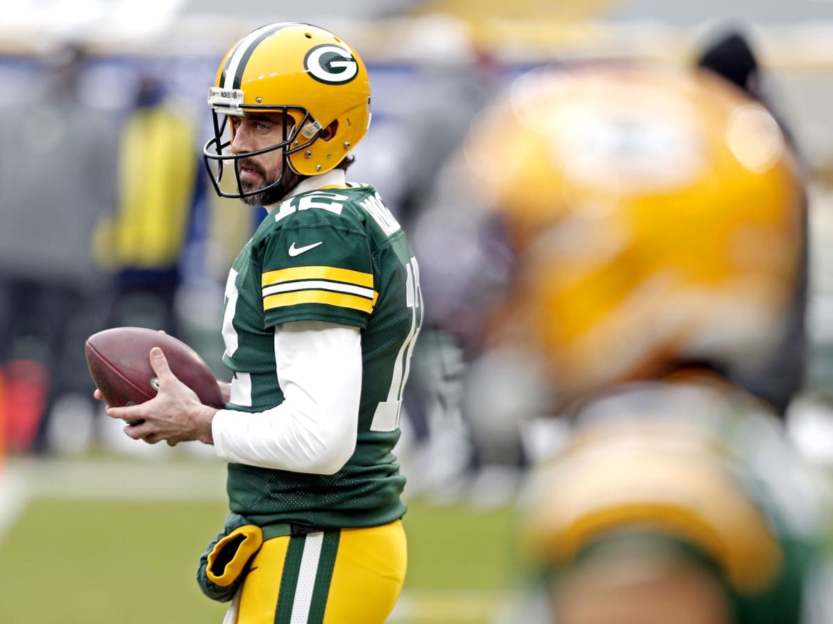 Broncos Mailbag: Would acquiring Aaron Rodgers in a trade mortgage Denver's  future?