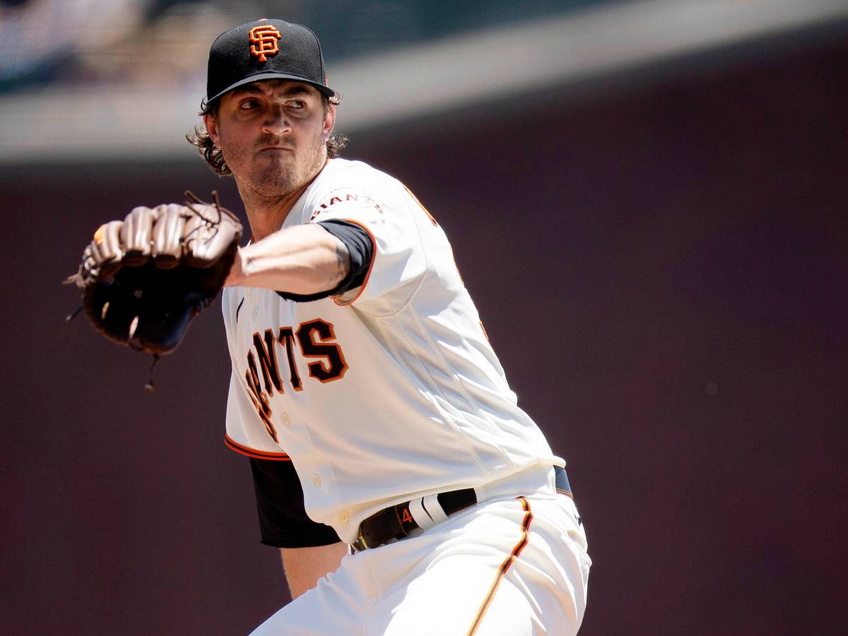 Kevin Gausman signing helps Blue Jays keep pace in AL East - Sports  Illustrated