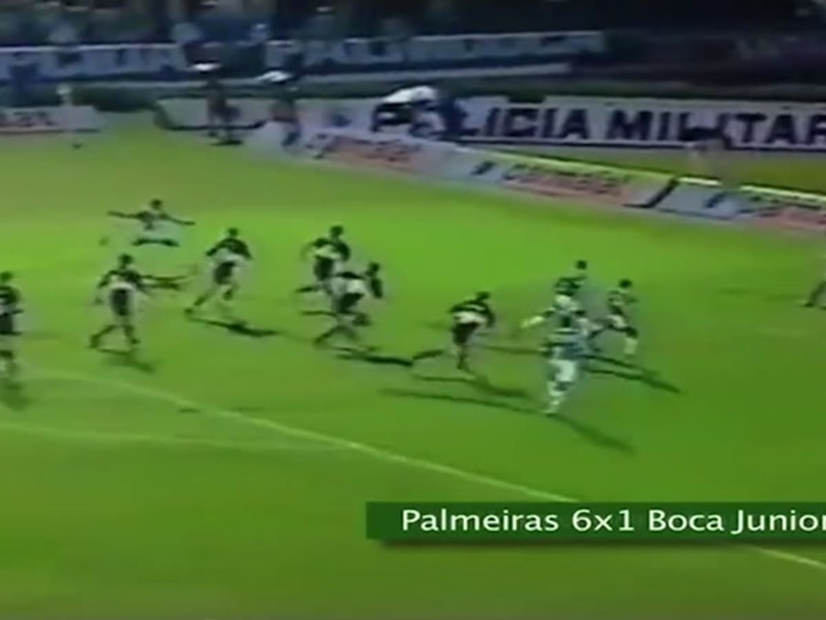 Roberto Carlos Incredible Goal Against Boca Juniors Soccer Onefootball On Sports Illustrated