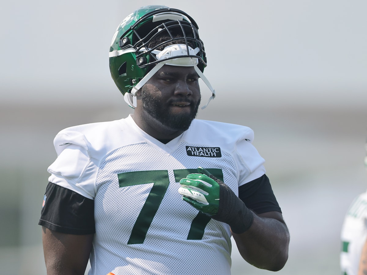 NY Jets' Mekhi Becton approves of Titans throwbacks---with one caveat