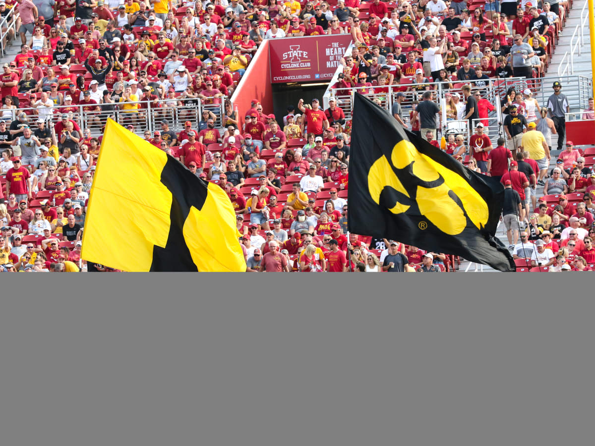 Armstrong: Iowa Feels Like 'Home' - Sports Illustrated Iowa