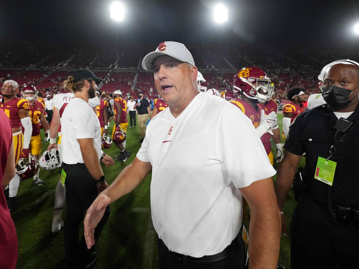 How USC Firing Coach Clay Helton Could 