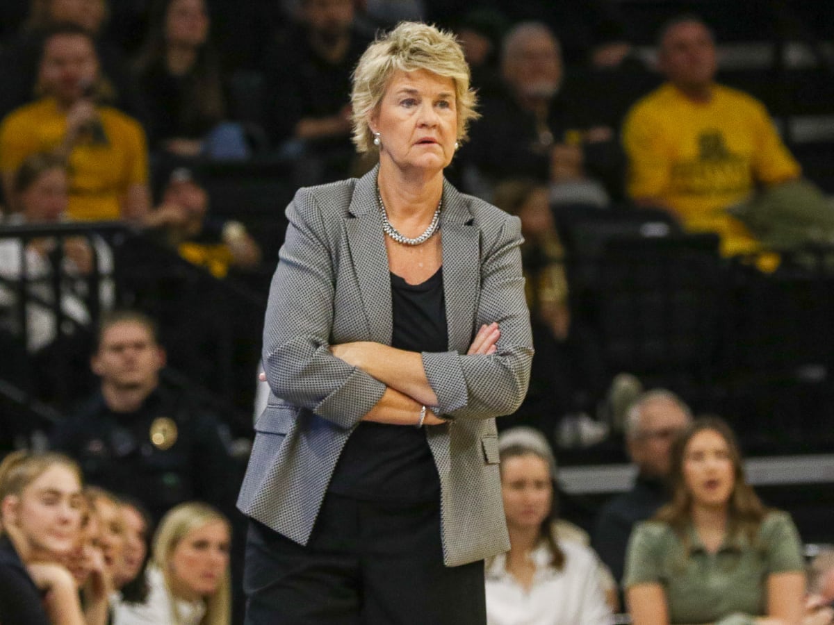 Video & Transcript: Iowa Basketball NCAA Press Conference 3-16-22 - Sports  Illustrated Iowa Hawkeyes News, Analysis and More