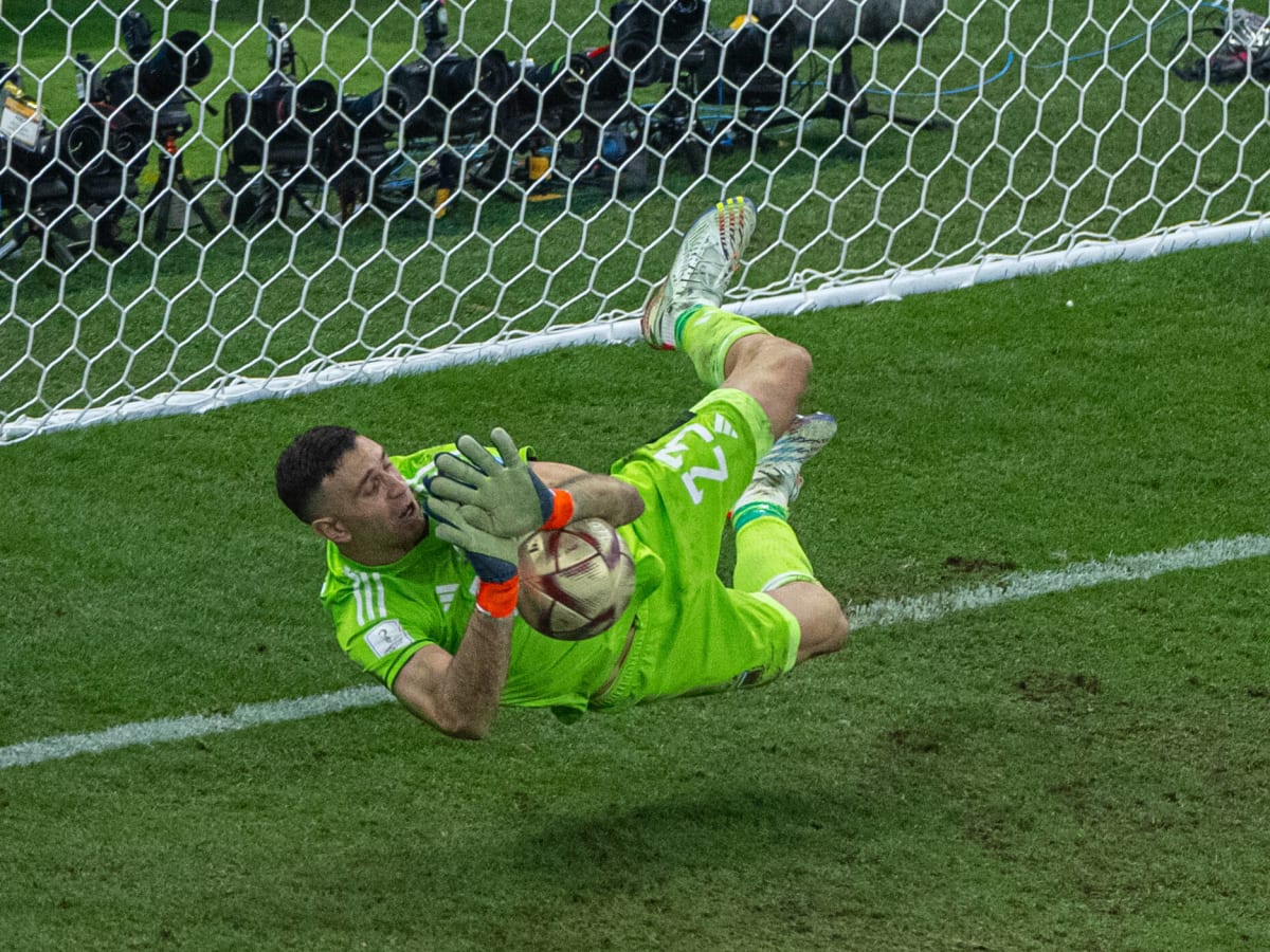 Argentina beat Holland in penalty shootout after World Cup epic - Futbol on  FanNation