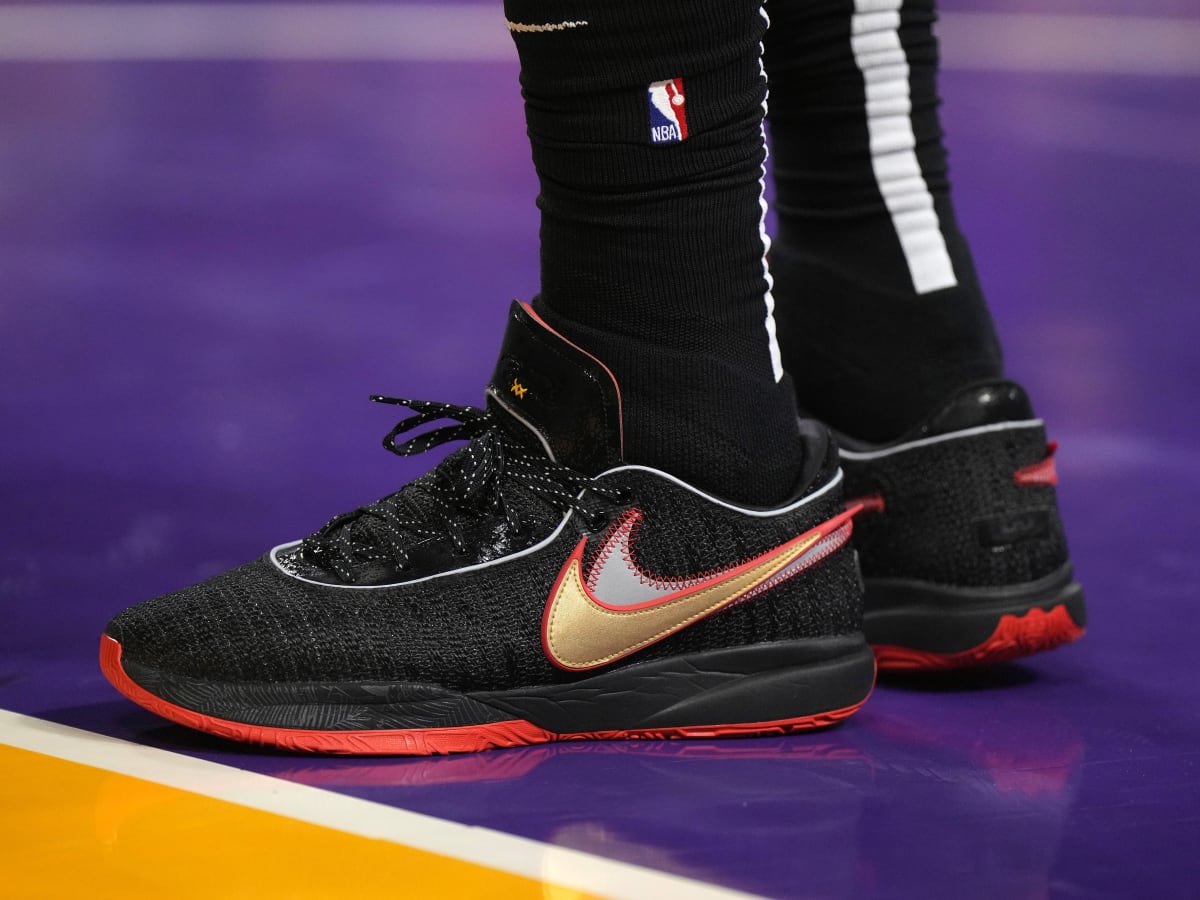 Nike kyrie 4 eastbay Clearance