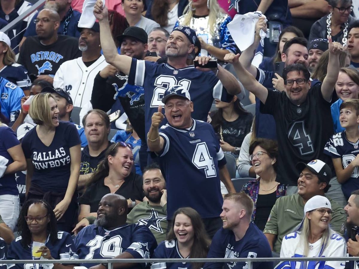 Angry Cowboys Fans Smash Televisions After Loss to 49ers - Sports Illustrated