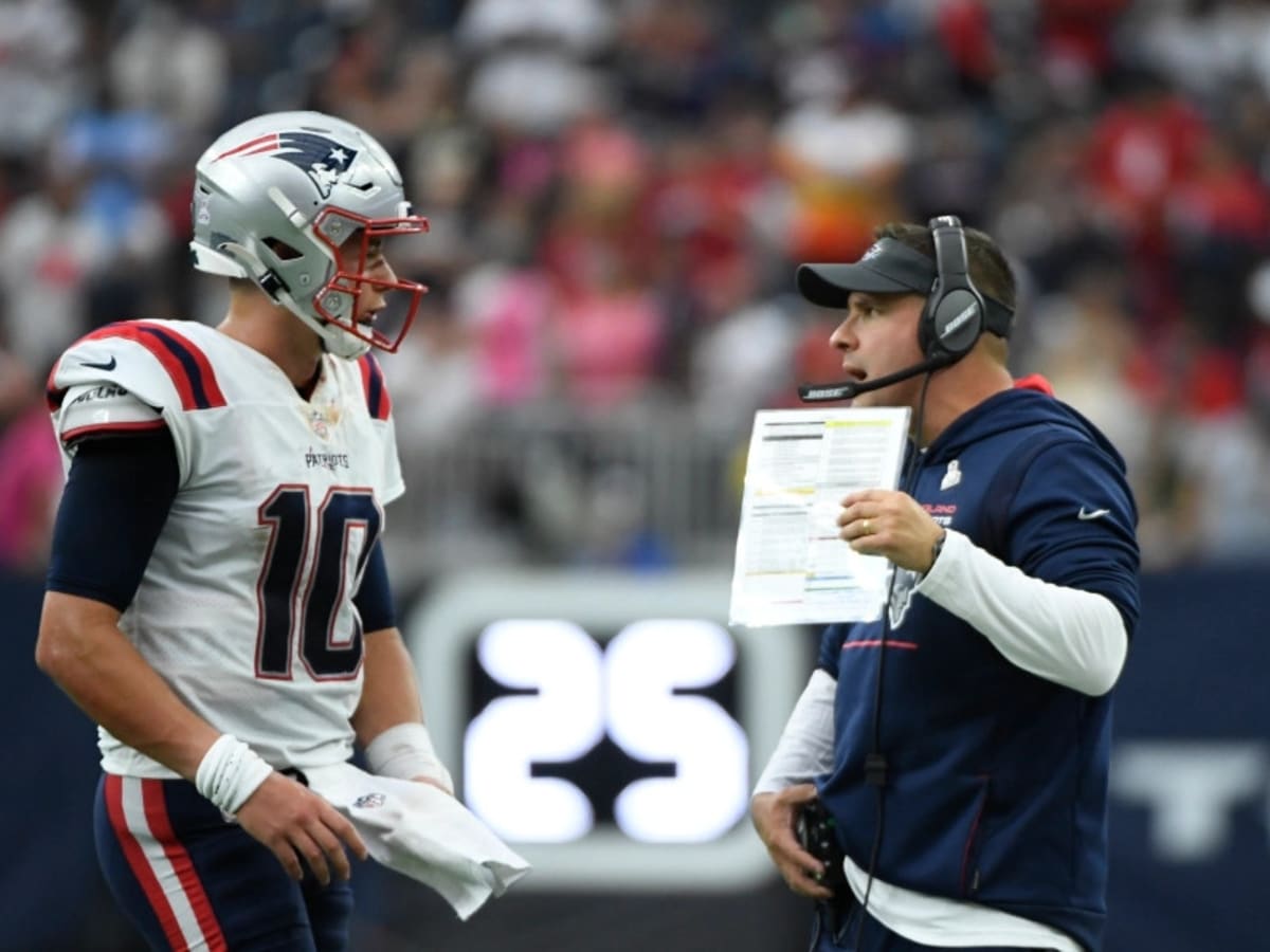 Patriots' QB Mac Jones in 2022: 'Very Good' or 'Elite'? - Sports  Illustrated New England Patriots News, Analysis and More