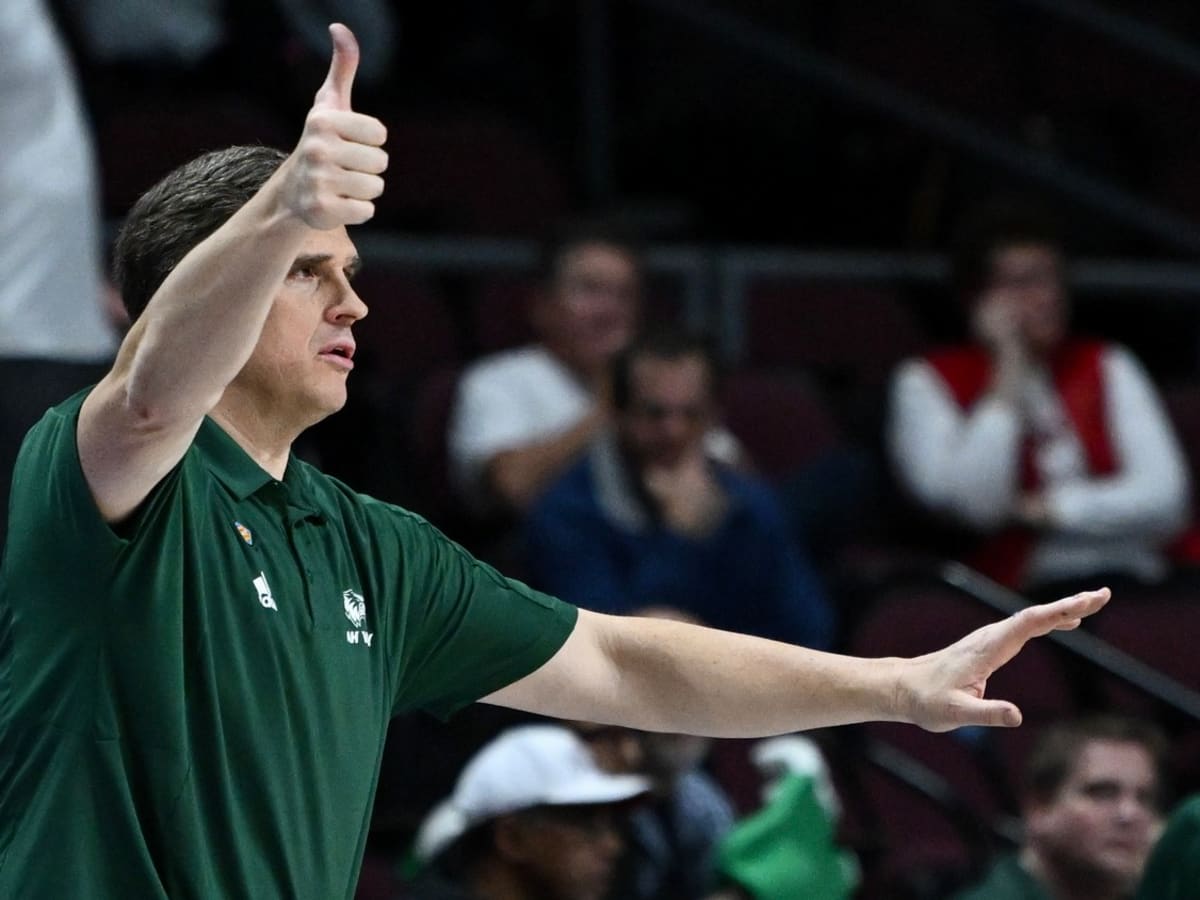 Cal Selects Mark Madsen As Next Men's Basketball Head Coach - Collegiate  Sports Associates