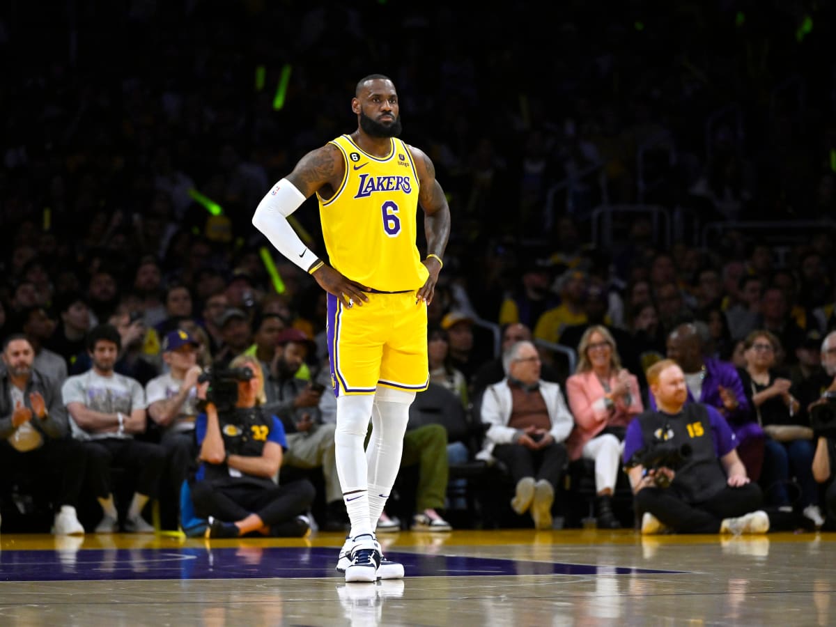 Lakers Retiring the Jersey of LeBron James Is a No Brainer