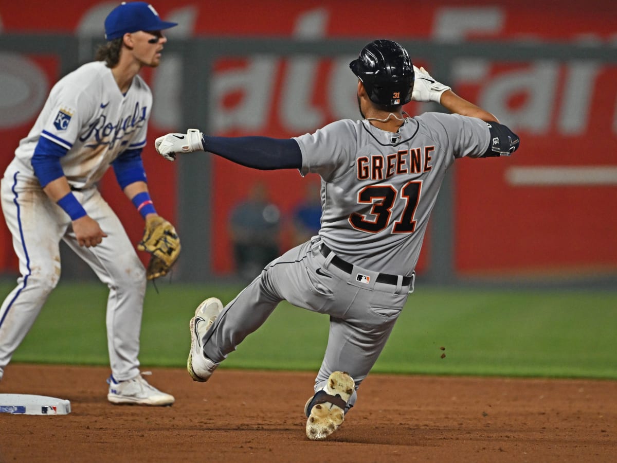Riley Greene injury: Tigers outfielder hits IL with fibula