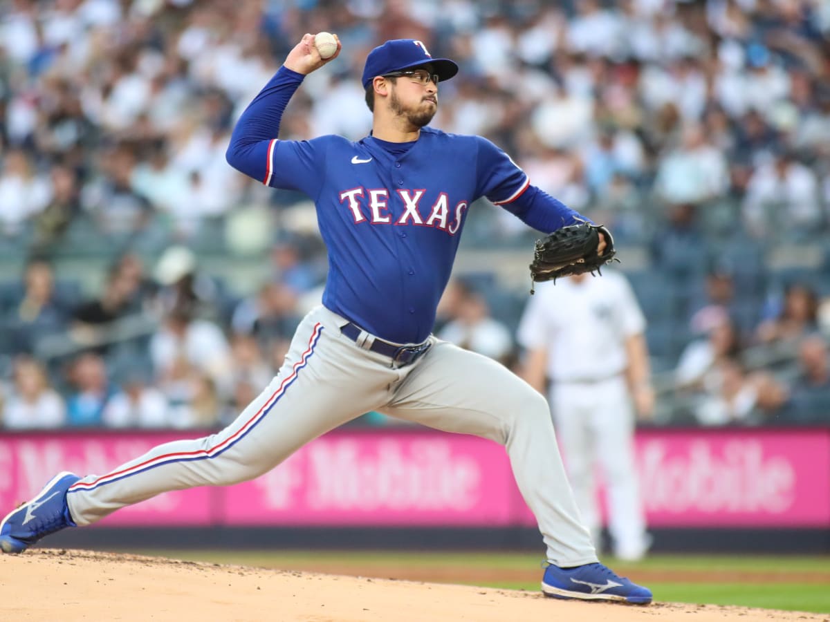 Jacob deGrom Hopes to Mentor Young Texas Rangers Pitchers - Sports  Illustrated Texas Rangers News, Analysis and More