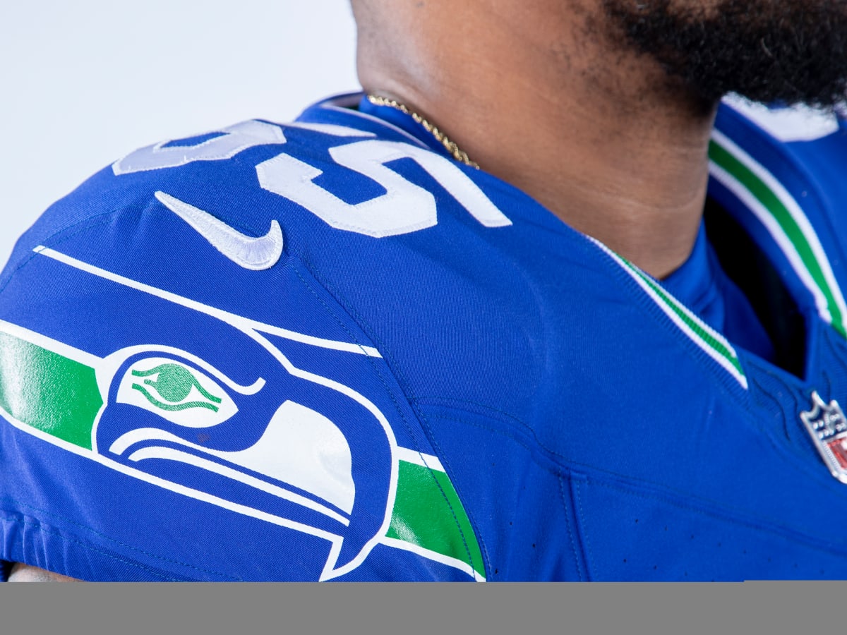 seahawks jersey throwback
