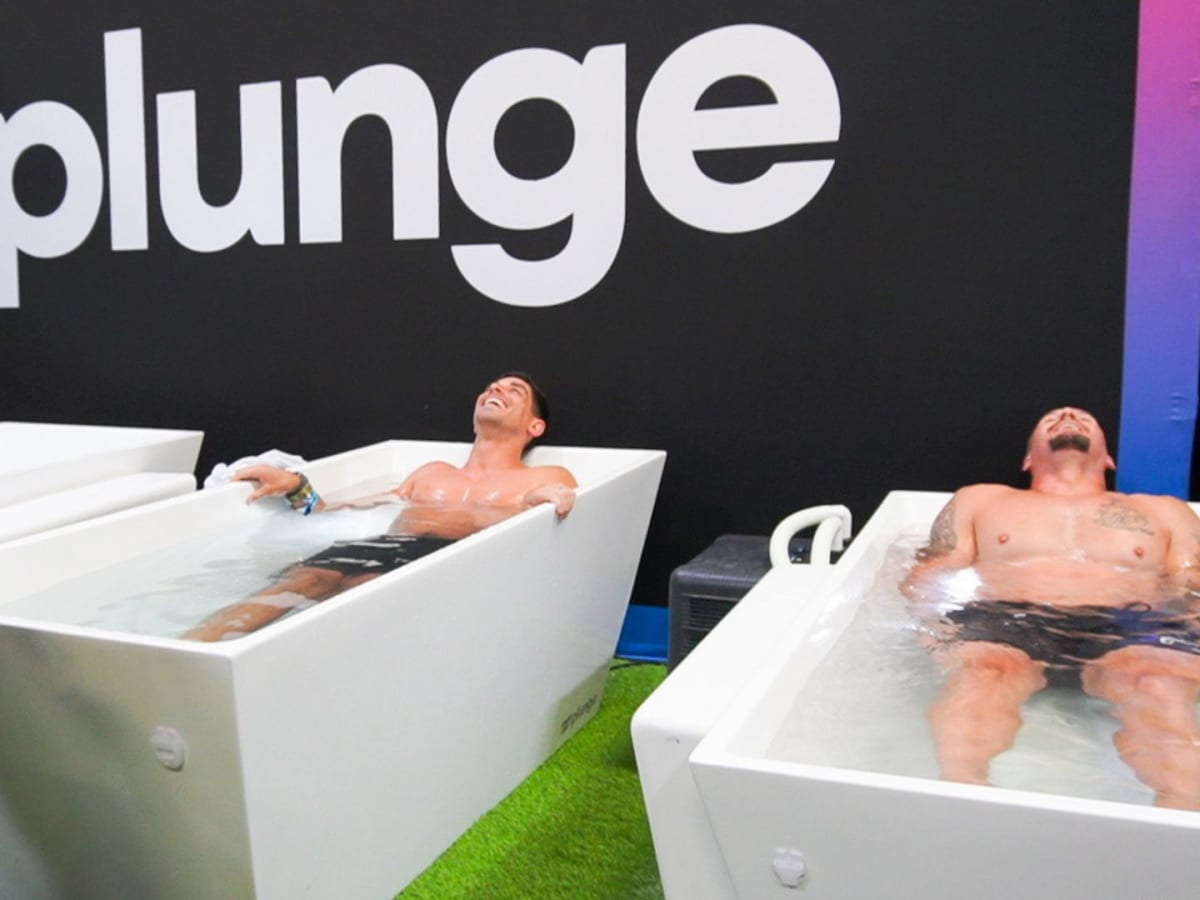 The Best Cold Plunge Tubs of 2024, According to Our Experts - Sports  Illustrated