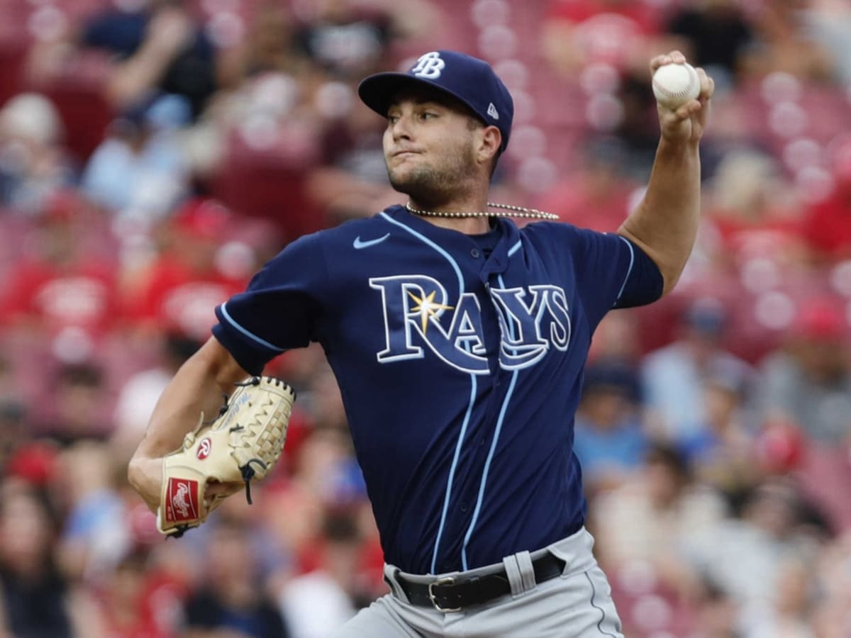 Walls hits two HRs, Bradley dazzles, Rays beat Reds 10-0
