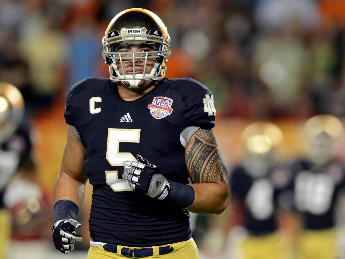 Netflix Releases Trailer for Manti Te'o Catfishing Scandal Documentary -  Sports Illustrated