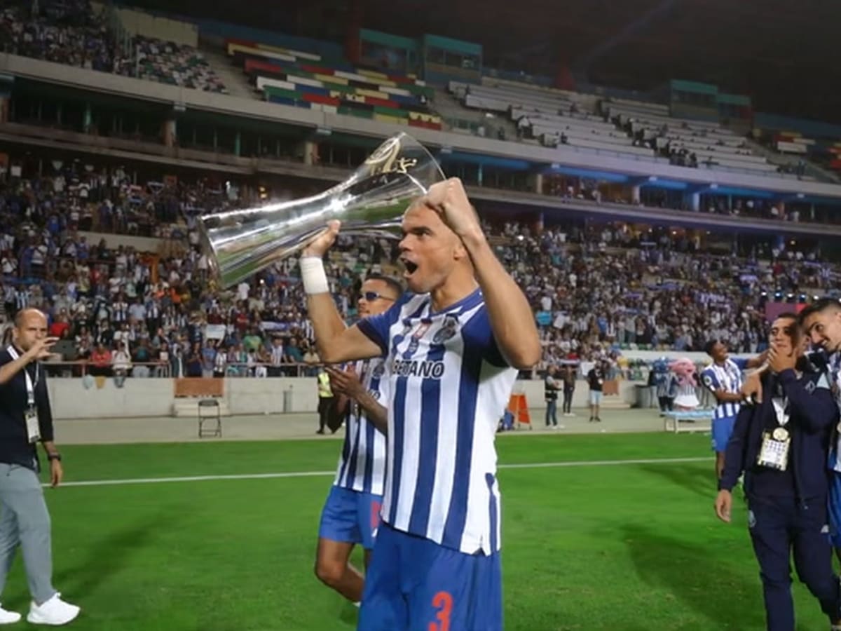 FC Porto win Portuguese championship for the 5th time in a row