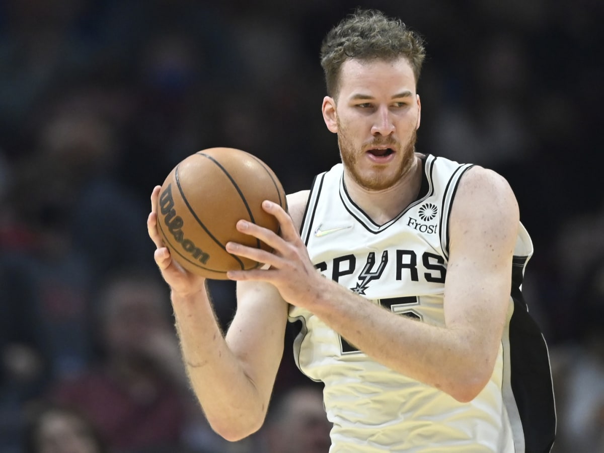A Potential Jakob Poeltl Trade For Spurs Isn't Crazy, And The