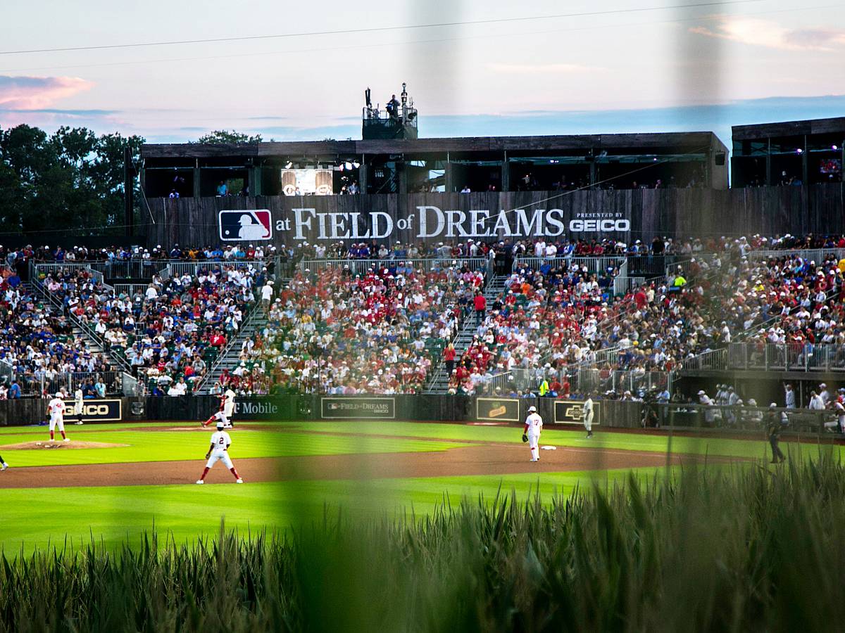 MLB Field of Dreams game deserves regular at bats in the schedule - Sports  Illustrated