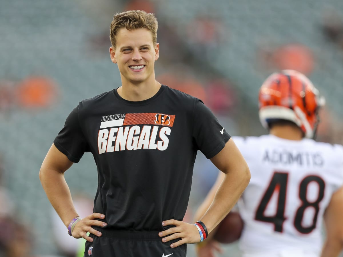 Report: Bengals Signing Ex-Cowboys Quarterback as Joe Burrow Recovers From  Injury, Sports-illustrated