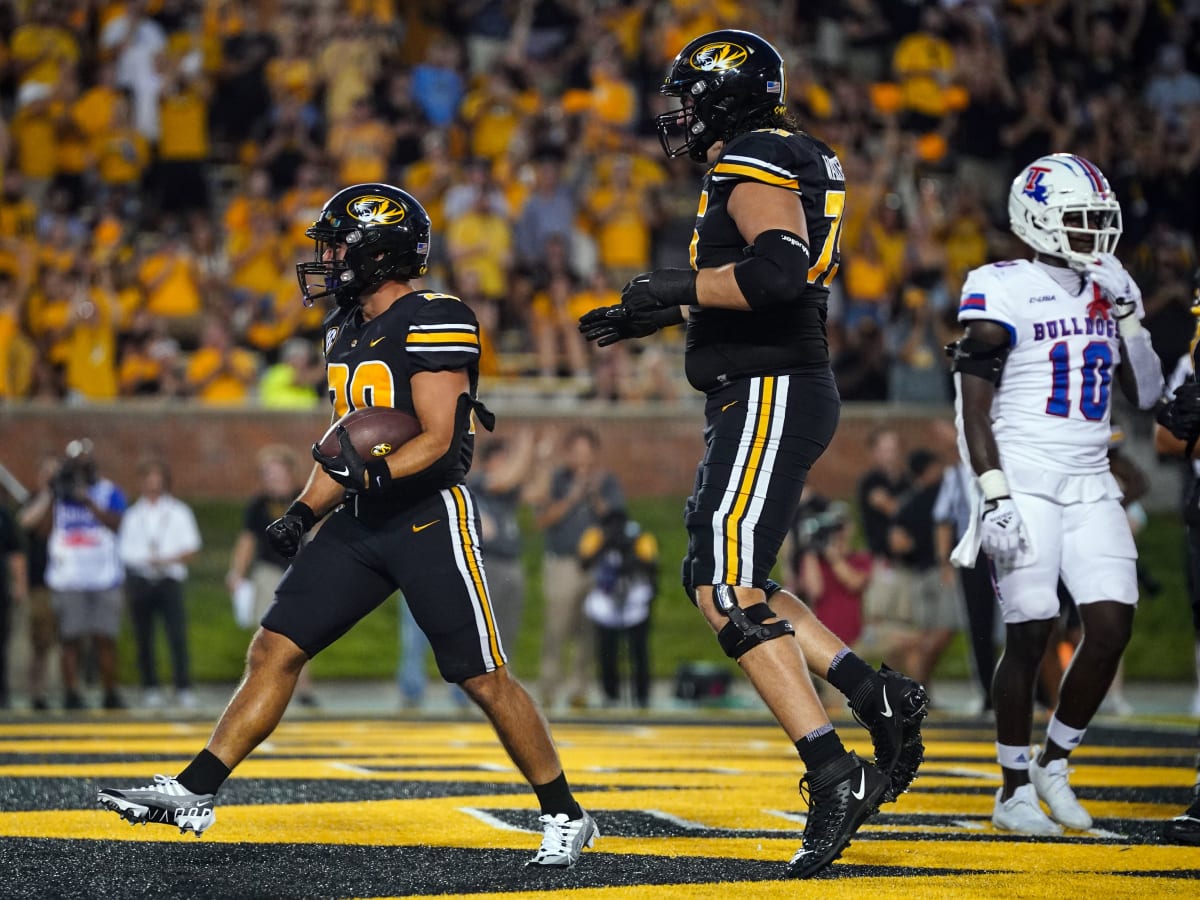How RBs Cody Schrader and Nathaniel Peat Will Be Key for Missouri Tigers vs Kansas State Wildcats - Mizzou Sports Talk