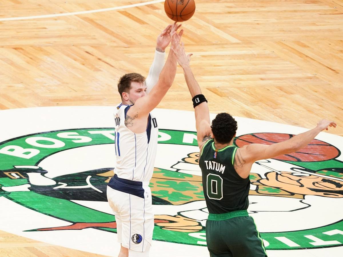 Jayson Tatum or Dallas Mavs' Luka Doncic? NBA Scouts Make Their Pick -  Sports Illustrated Dallas Mavericks News, Analysis and More