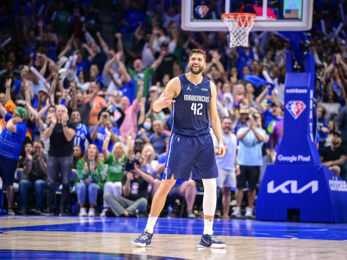 Title tracks: Music to win by in 2022-23 for Maxi Kleber - The Official  Home of the Dallas Mavericks