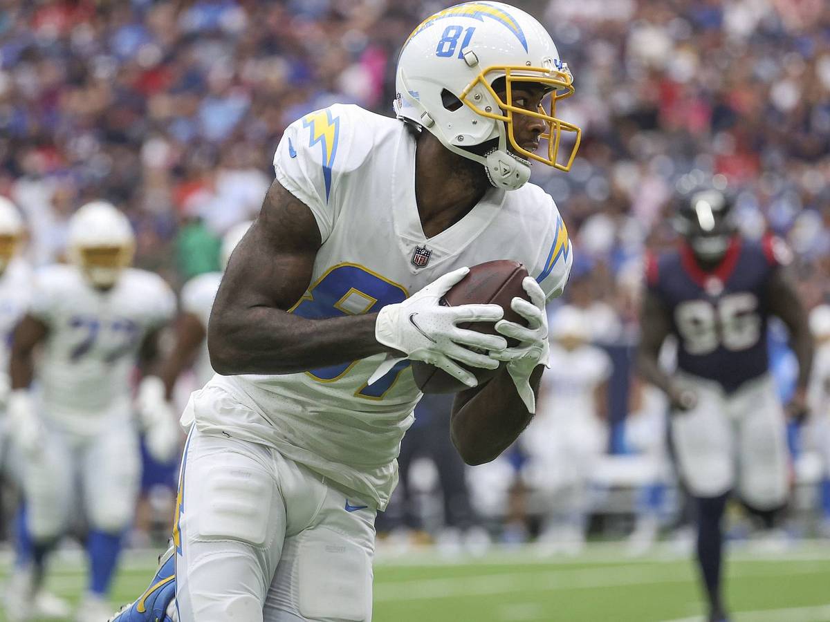 Chargers' Mike Williams Suffered High-Ankle Sprain vs. Seahawks, per Report  - Sports Illustrated