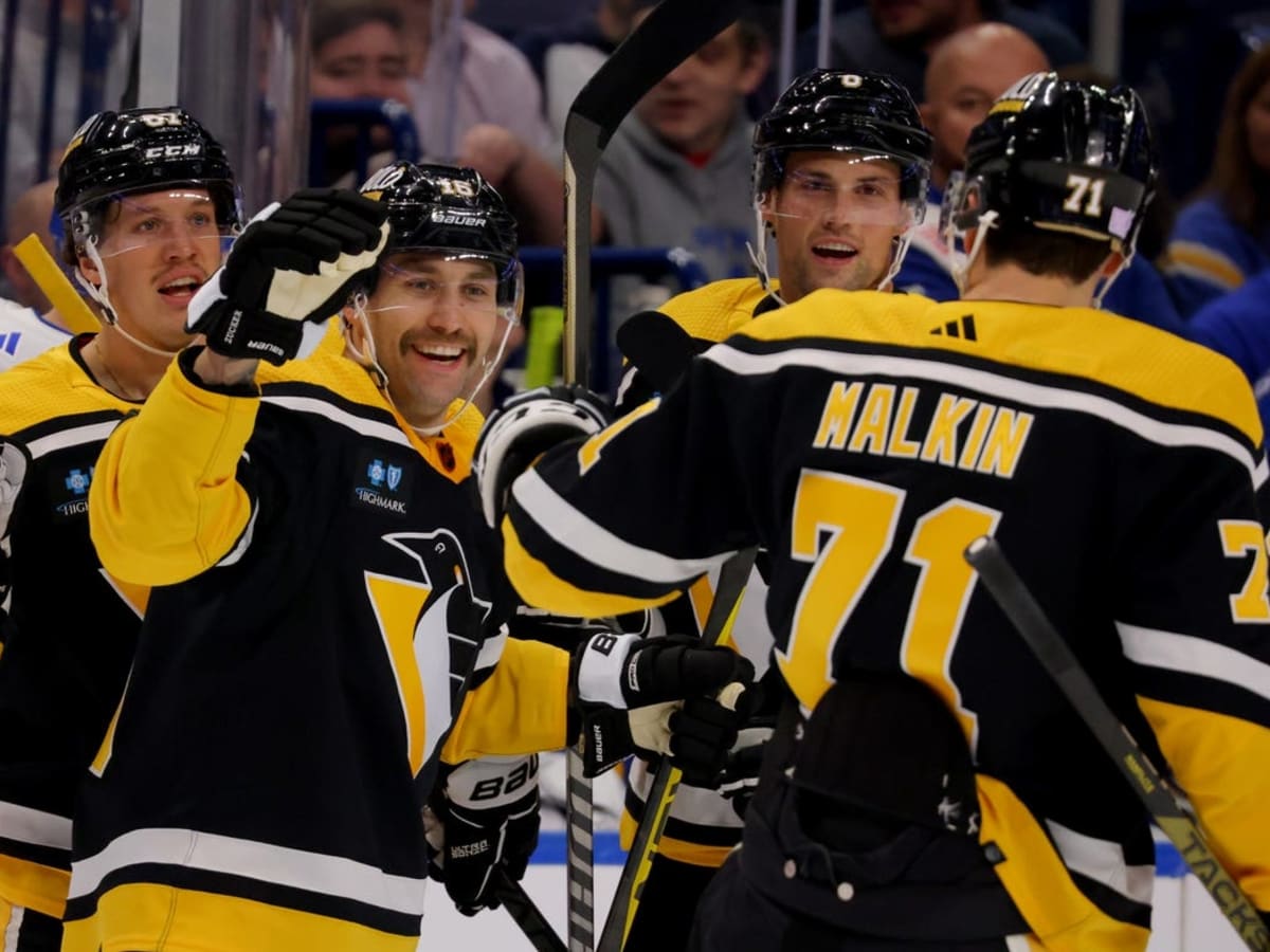 Devils take advantage of Penguins' penalties, Sports