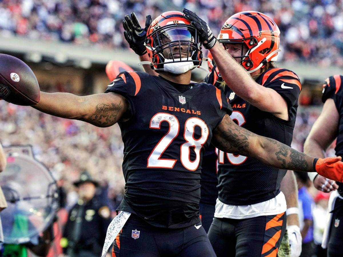Joe Mixon predictions: Prop bet picks and why he'll go over on