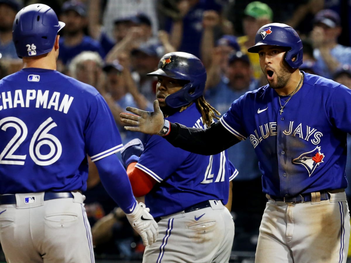 Jansen launches 2 home runs as Blue Jays batter White Sox for 3rd