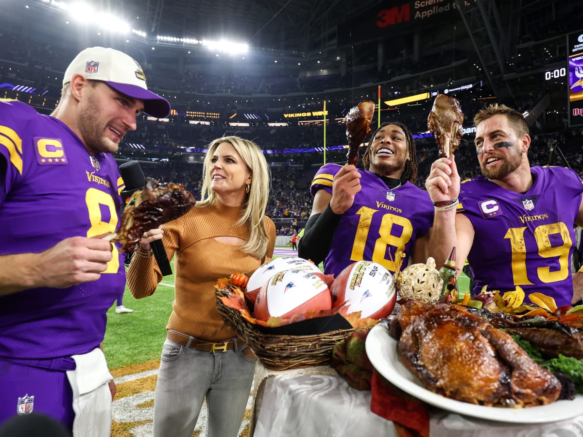 Adam Thielen spits out postgame turkey after Vikings' Thanksgiving