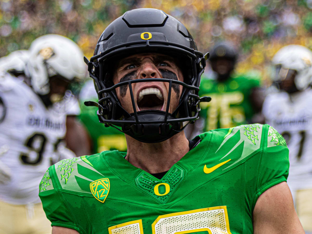Oregon Football: Photo Gallery for No. 10 Oregon Ducks vs. No. 19 Colorado Buffaloes - Sports Illustrated Oregon Ducks News, Analysis and More