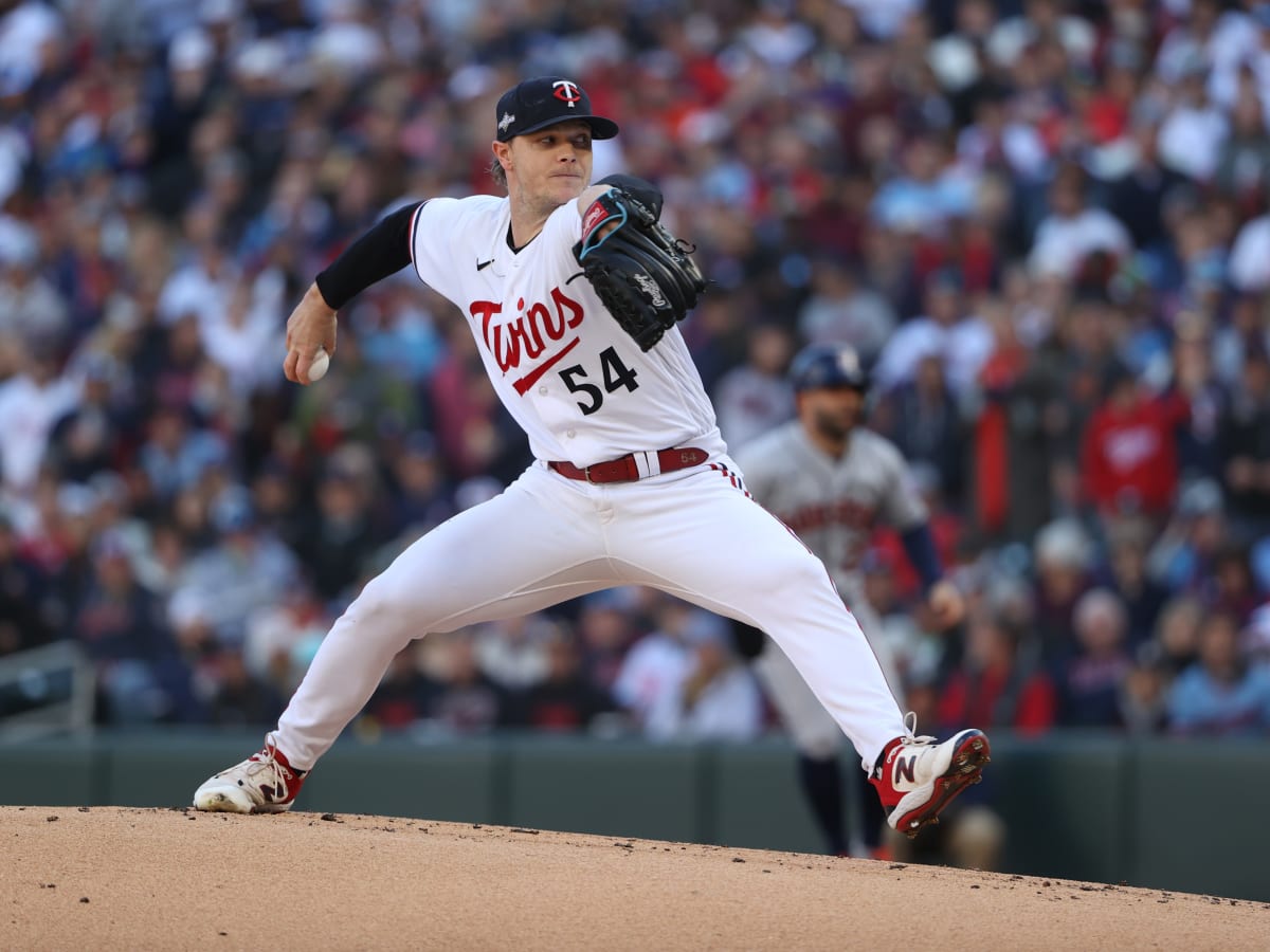 Could the Atlanta Braves Get Free Agent Pitcher Sonny Gray on Discount? -  Sports Illustrated Atlanta Braves News, Analysis and More