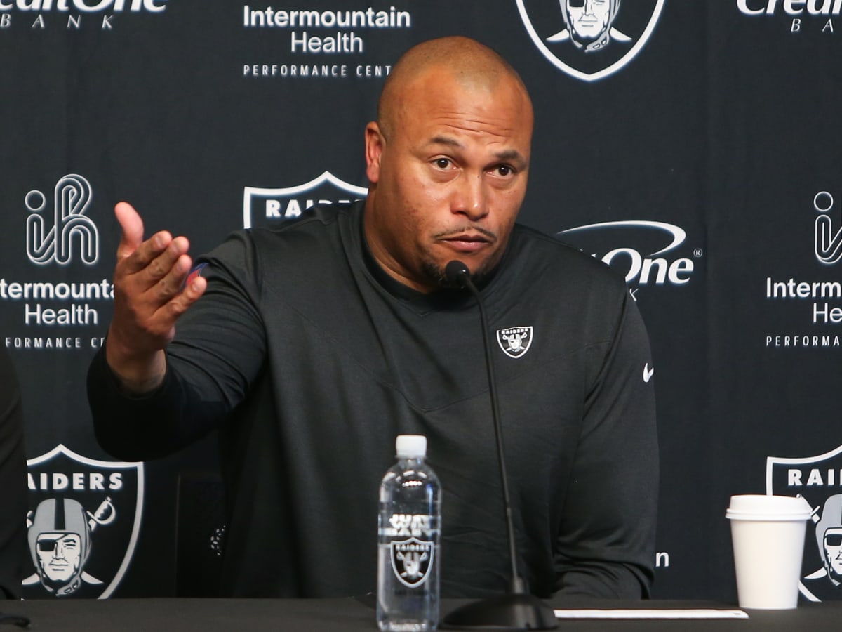 Raiders: What changes with Josh McDaniels out and Antonio Pierce in? -  Silver And Black Pride