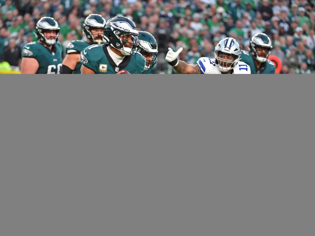 Philadelphia Eagles Trail Dallas Cowboys at Halftime in Tight Division  Battle - Sports Illustrated Philadelphia Eagles News, Analysis and More
