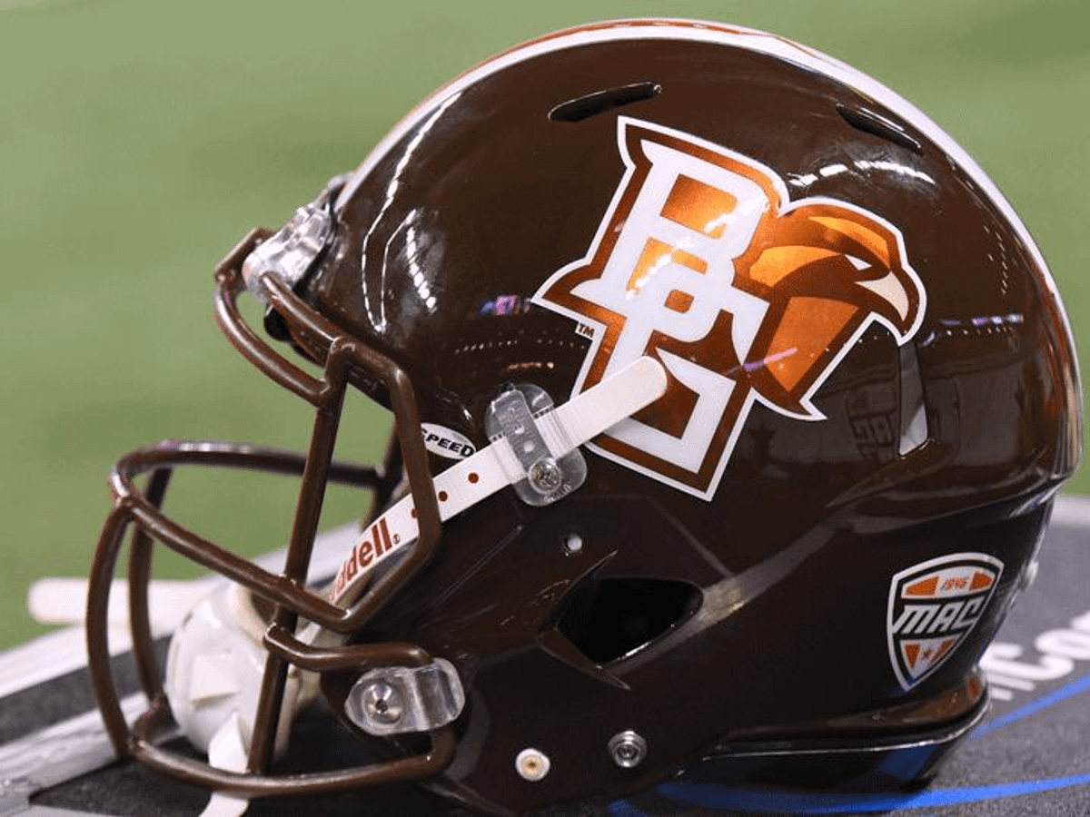 Benny Morrison as linebackers coach 