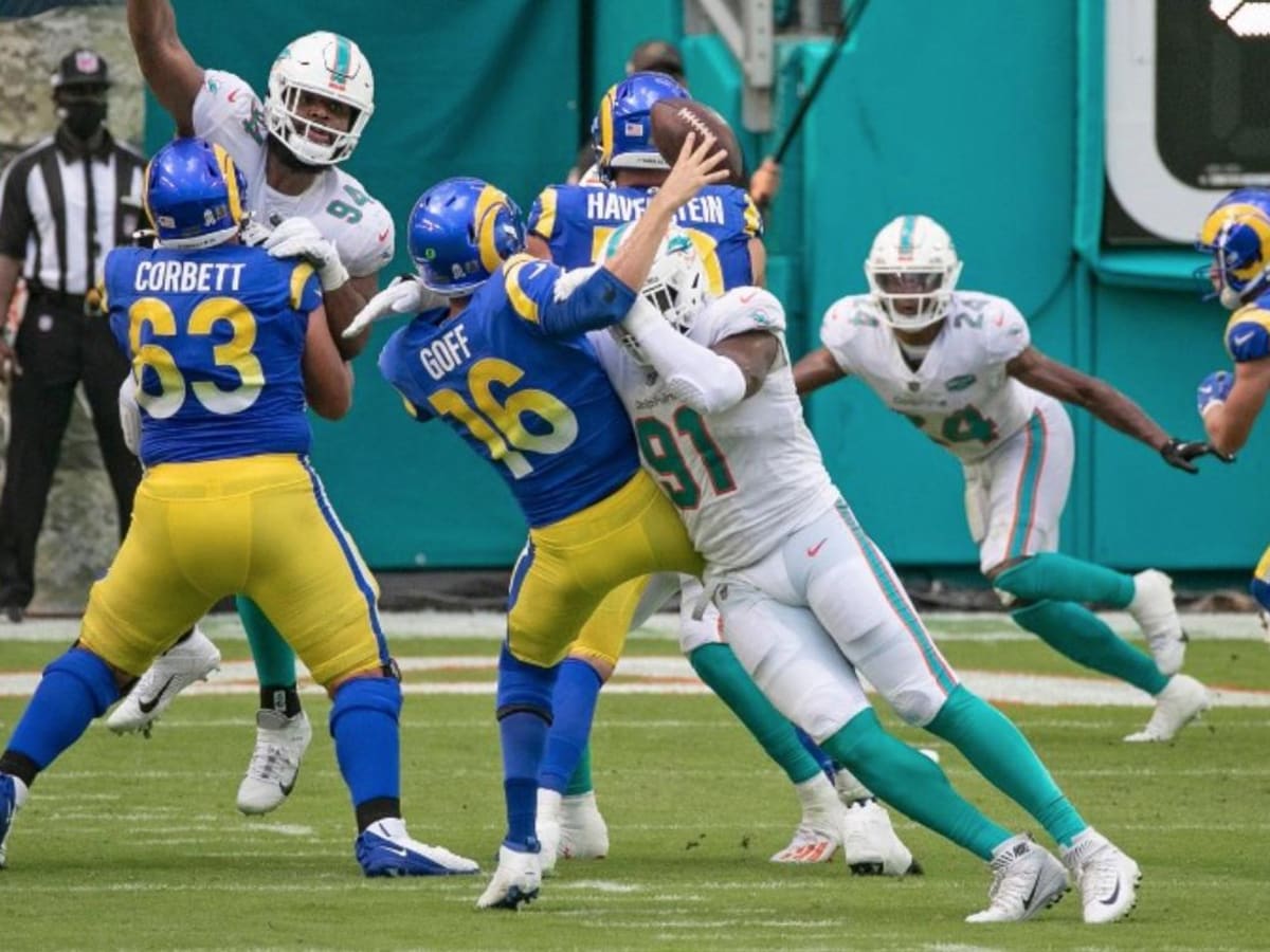 Taco Charlton Showing Out With the Miami Dolphins - Sports Illustrated  Miami Dolphins News, Analysis and More