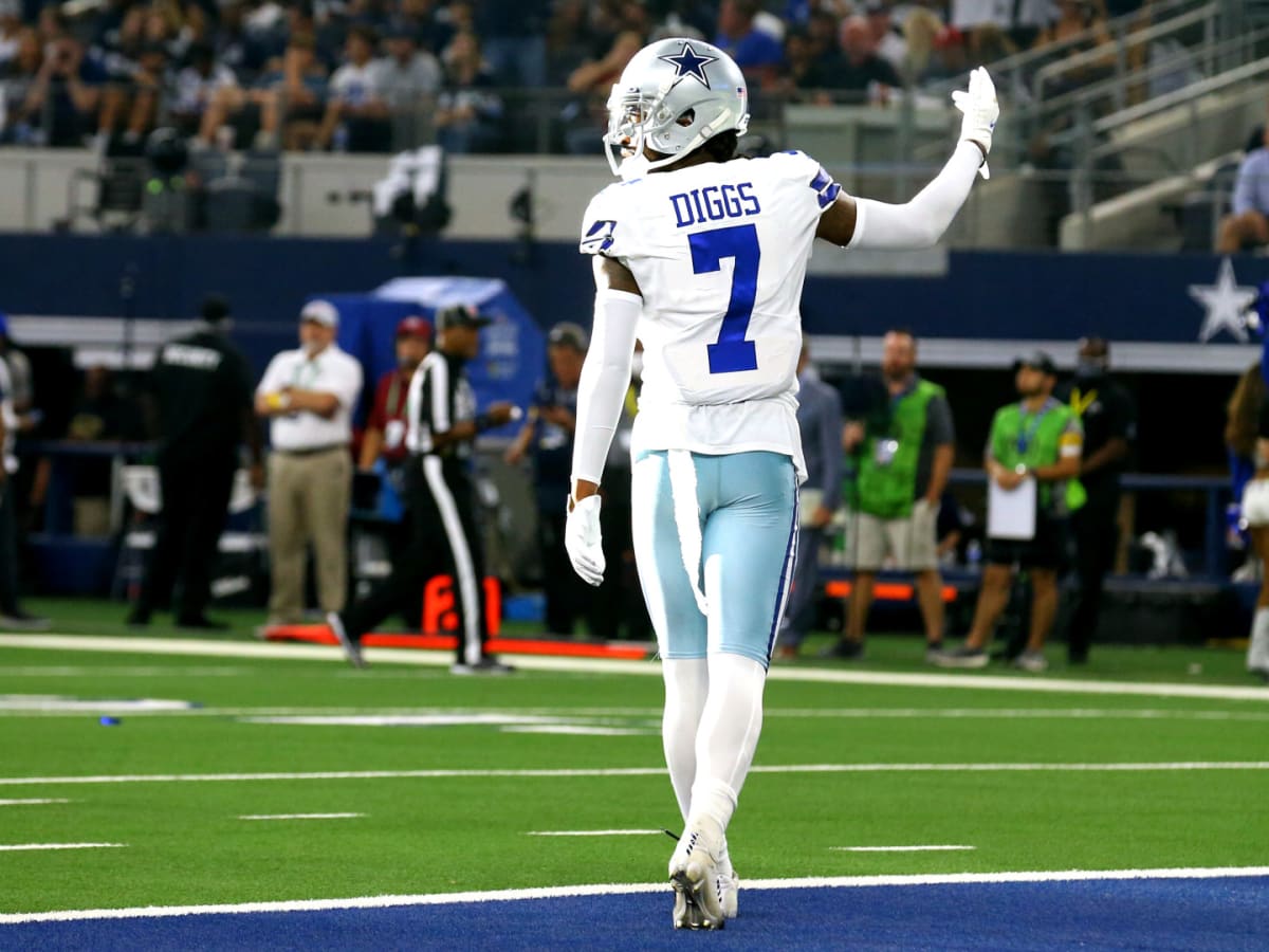 Cowboys carry on after Trevon Diggs' season-ending knee injury